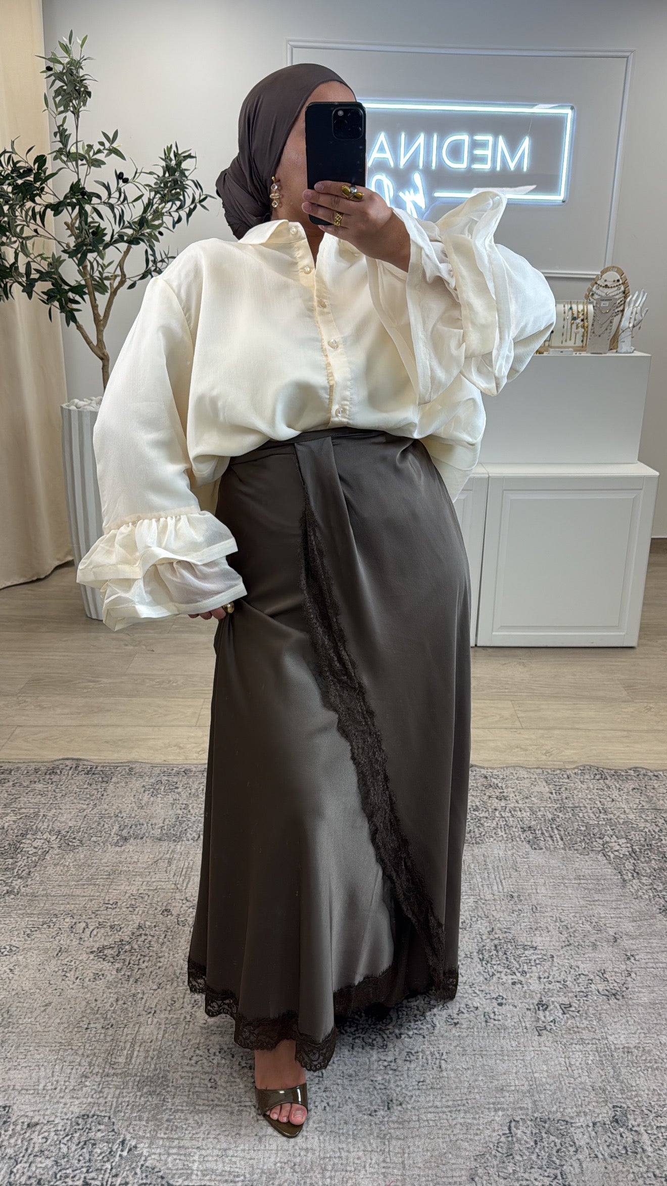 JUPE DENTELLE AVEC DOUBLURE [ choco ]