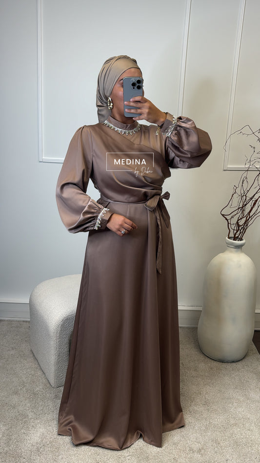 Robe Lola