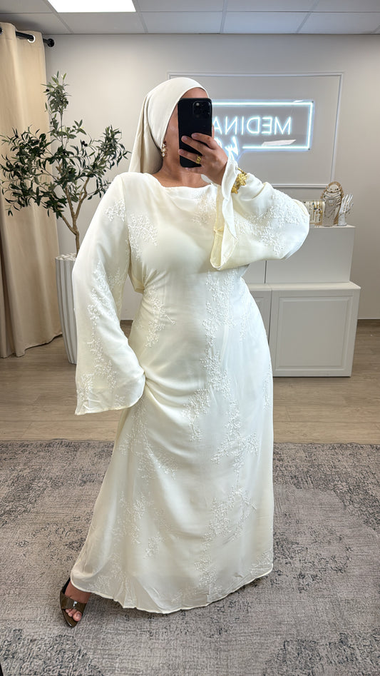 ROBE BRODÉ À FLEUR [ crème ]