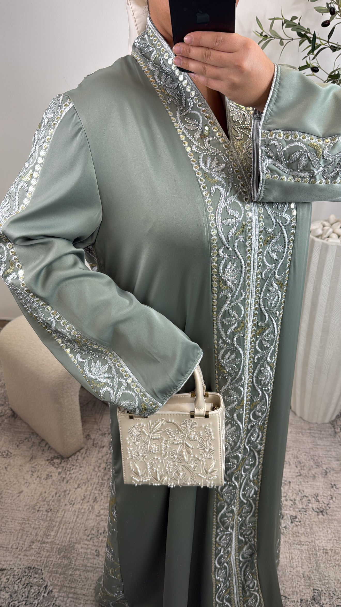 ABAYA BRODÉ FIL [ vert d’eau ]