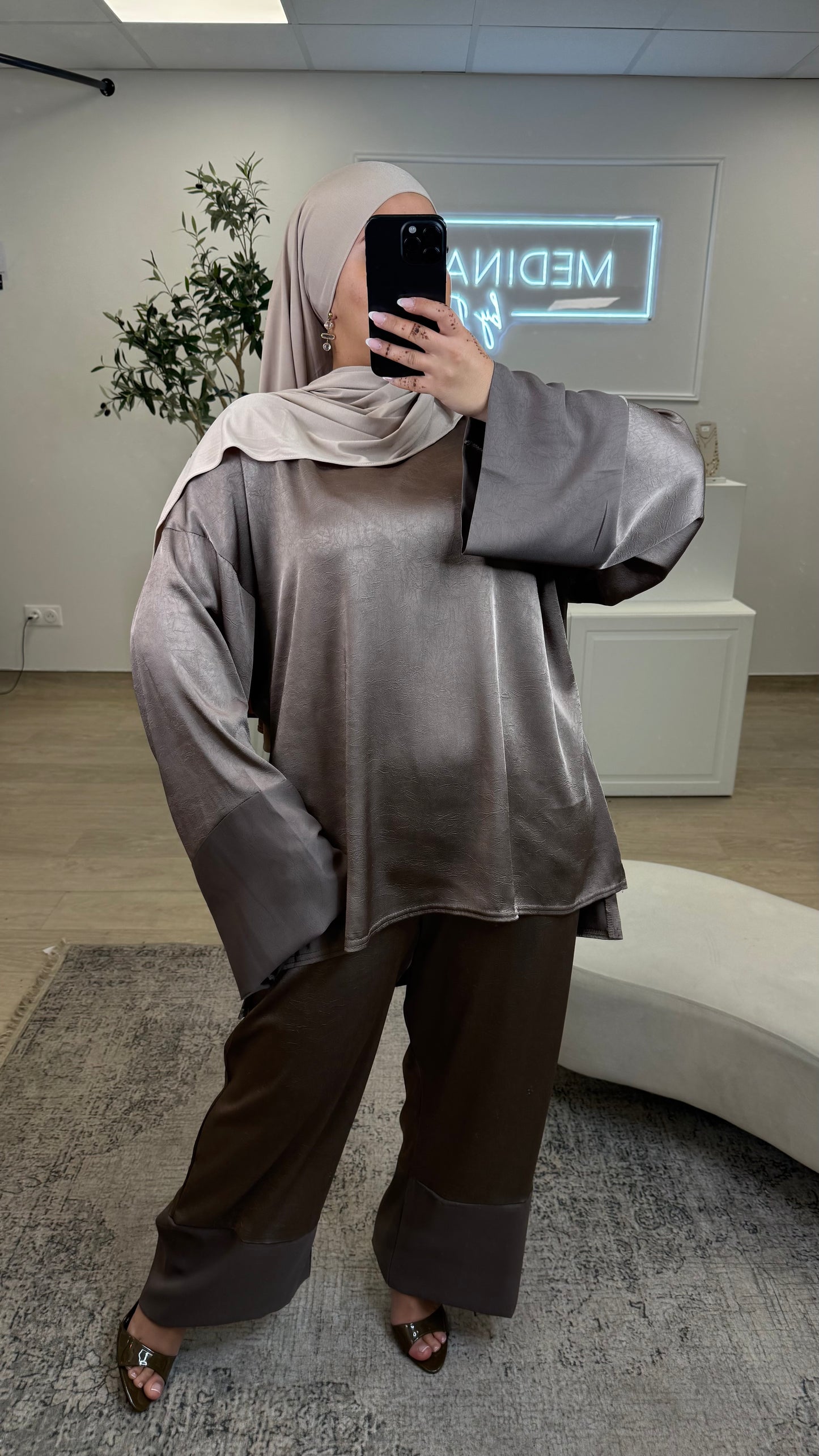 Ensemble satiné Liyana [ taupe ]
