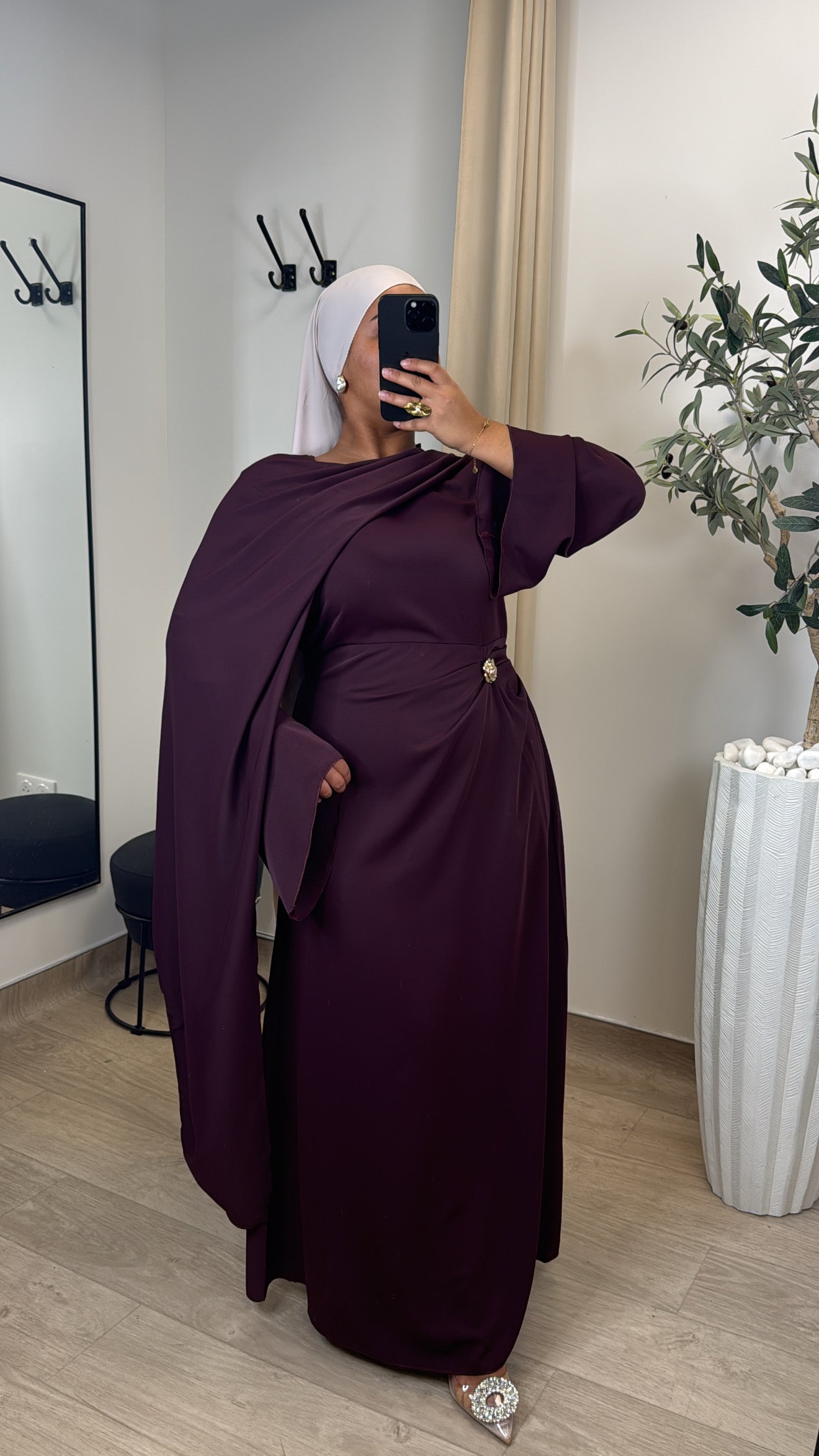 Robe Premium Iris [ Prune ]